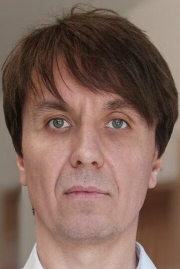 Оскар Савельев